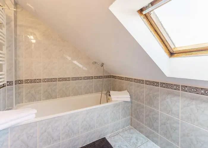 Klimatyczny Apartament Przy Bulwarze Optima