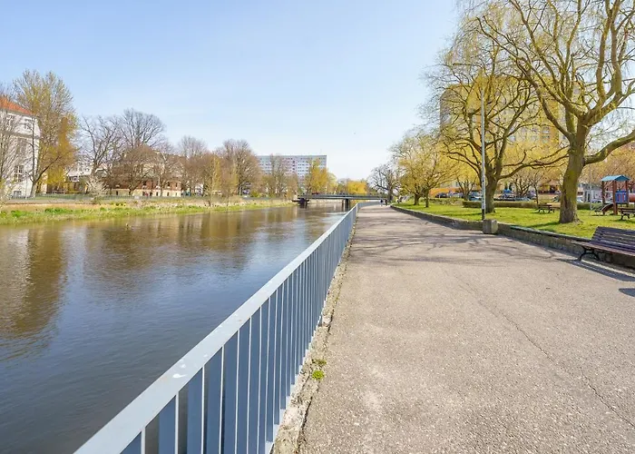 Klimatyczny Apartament Przy Bulwarze Optima