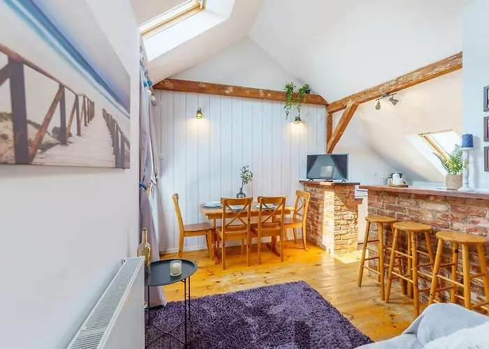 Klimatyczny Apartament Przy Bulwarze Optima شقة