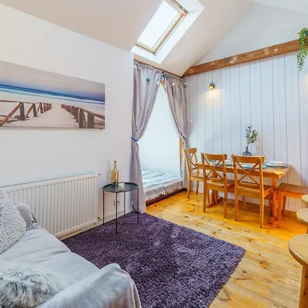 Klimatyczny Apartament Przy Bulwarze Optima * Kołobrzeg