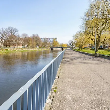 Klimatyczny Apartament Przy Bulwarze Optima