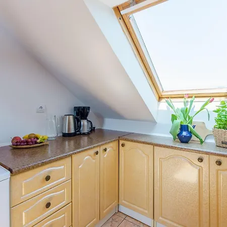 Апартаменти Klimatyczny Apartament Przy Bulwarze Optima Колобжег