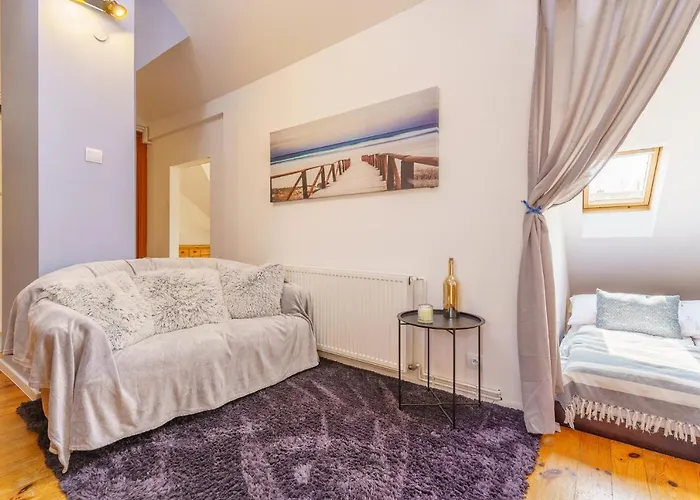 Klimatyczny Apartament Przy Bulwarze Optima